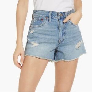 Madewell relaxed destructed denim shorts 3” inseam size 29